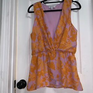 GILLI Women’s Sleeveless Deep V-Neck Peplum Blouse In Orange & Lavender